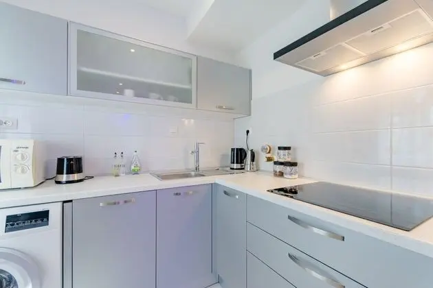 Stüdyo (Studio with Terrace)