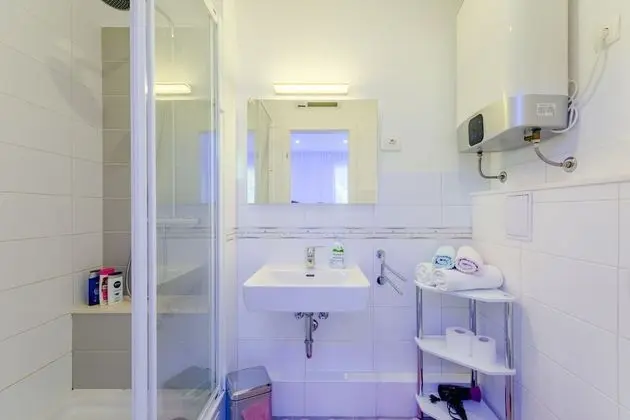 Stüdyo (Studio with Terrace)