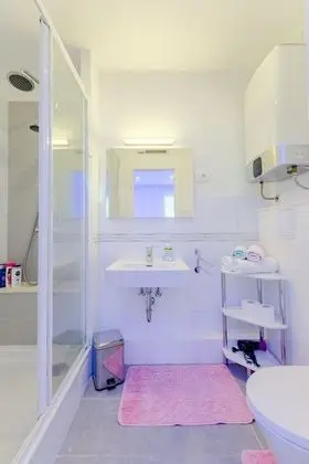 Stüdyo (Studio with Terrace)