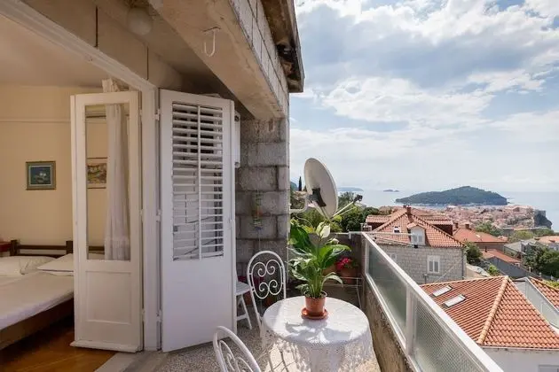 Stüdyo (Studio Apartment)