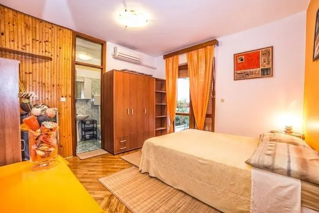 Apart Daire, 1 Çift Kişilik Yatak