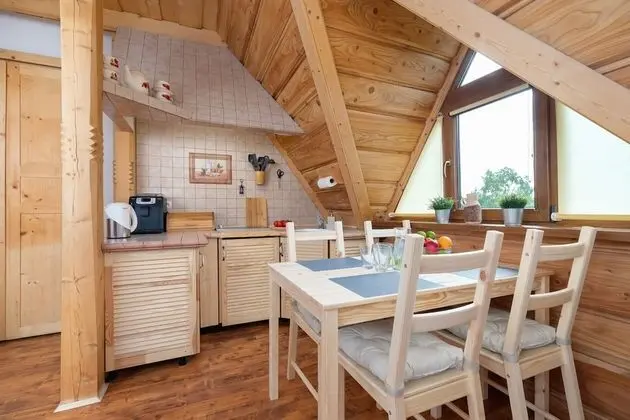 Stüdyo, Şömine, Dağ Yamacı