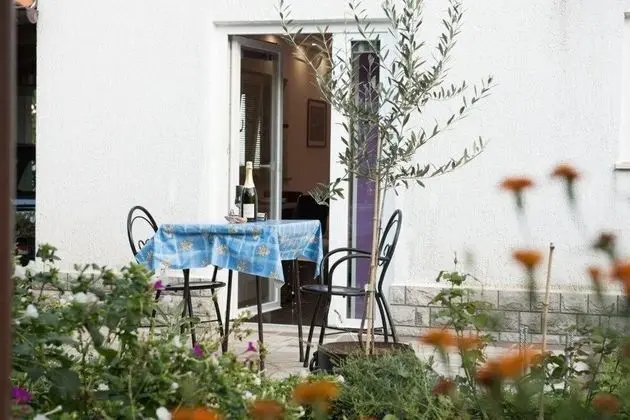 Apart Daire, 1 Çift Kişilik Yatak