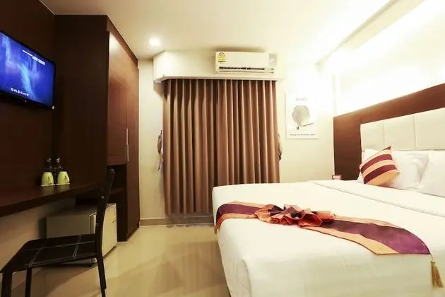 Deluxe Tek Büyük Yataklı Oda