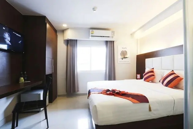 Deluxe Tek Büyük Yataklı Oda