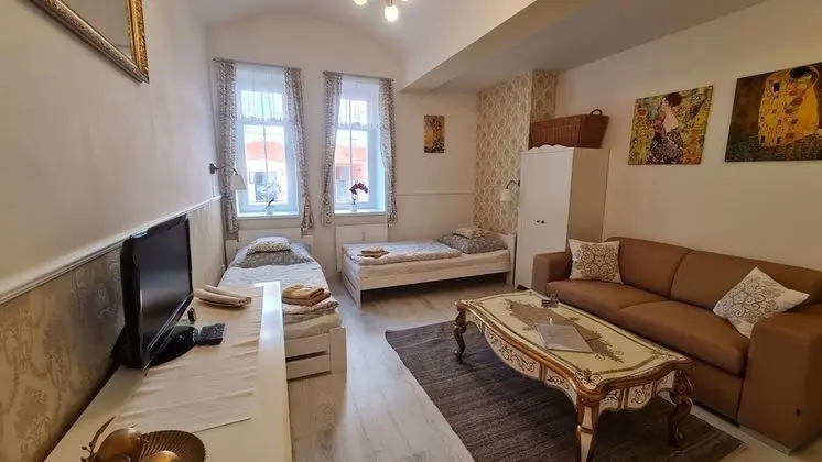 Romantic Stüdyo, Birden Çok Yatak, Küçük Mutfak, Avlu