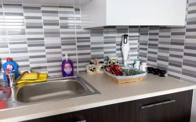 Stüdyo, Havuz Manzaralı