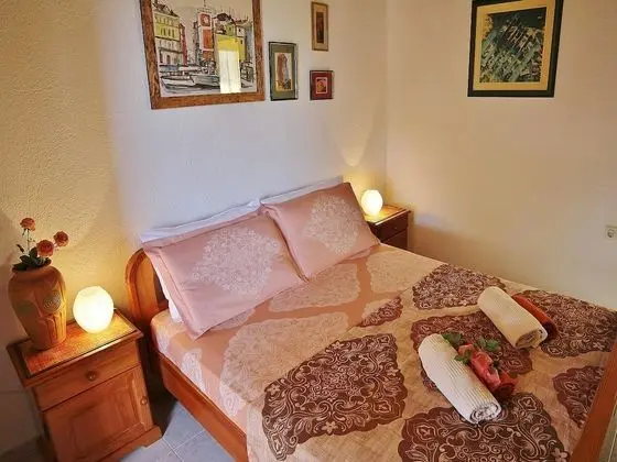 Stüdyo (1st Floor)