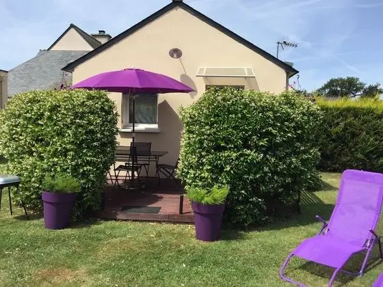 Stüdyo, Bahçe Manzaralı