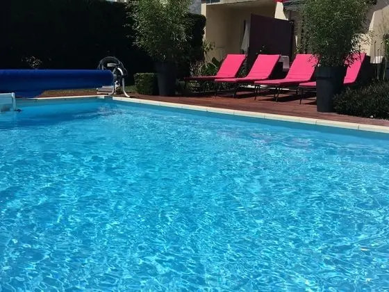 Stüdyo, Bahçe Manzaralı