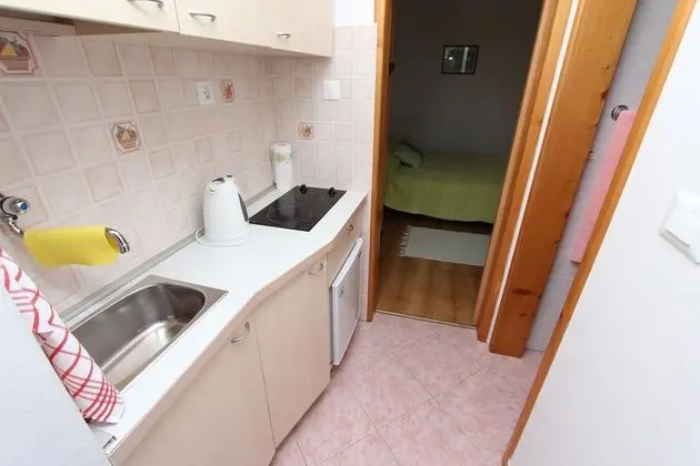 Apart Daire, 1 Çift Kişilik Yatak, Sigara İçilebilir