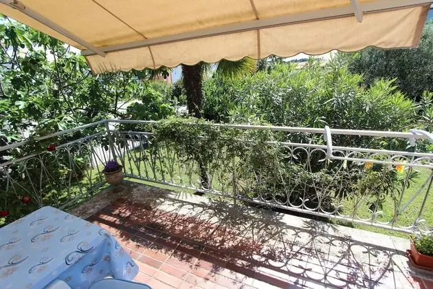 Apart Daire, 1 Çift Kişilik Yatak, Sigara İçilebilir