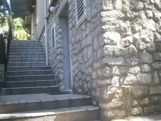 Apart Daire, 1 Çift Kişilik Yatak