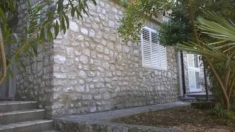 Apart Daire, 1 Çift Kişilik Yatak
