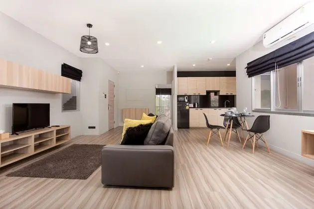 One Bedroom Balcony Apartment