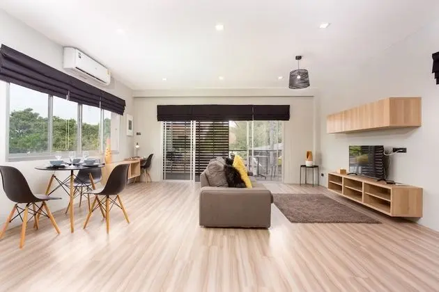 One Bedroom Balcony Apartment