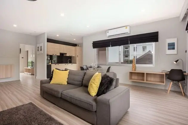 One Bedroom Balcony Apartment