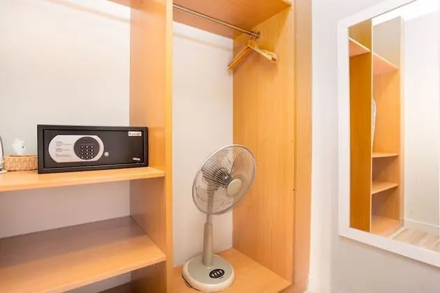 One Bedroom Balcony Apartment