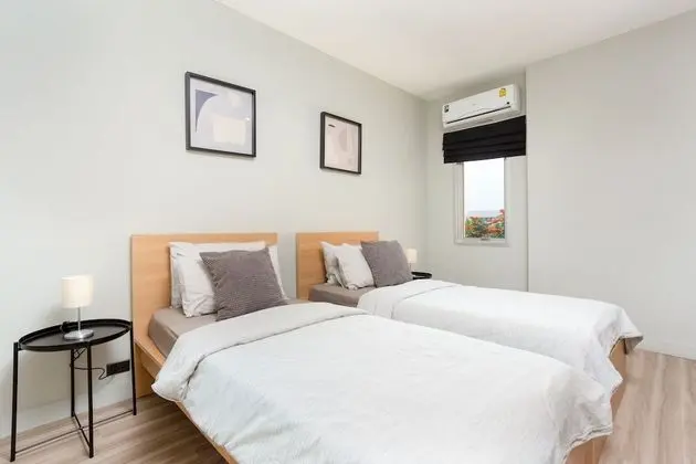 Two Bedroom Balcony Apartment