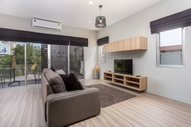 Two Bedroom Balcony Apartment