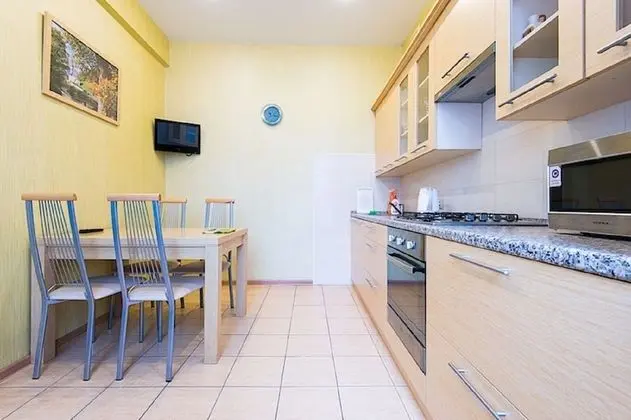 Comfort apartments A on Nezavisimosti 44