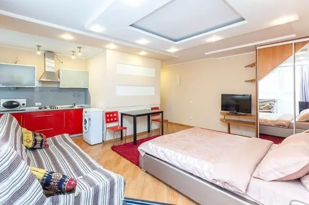 Economy Apart Daire (Internatsionalnaya 15)