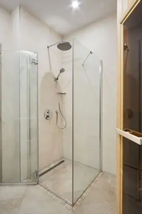 Apart Daire, Sauna, Şehir Manzaralı (Kirova 3)