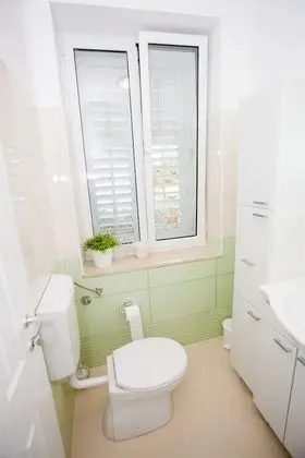 Deluxe Stüdyo, 1 En Büyük (King) Boy Yatak