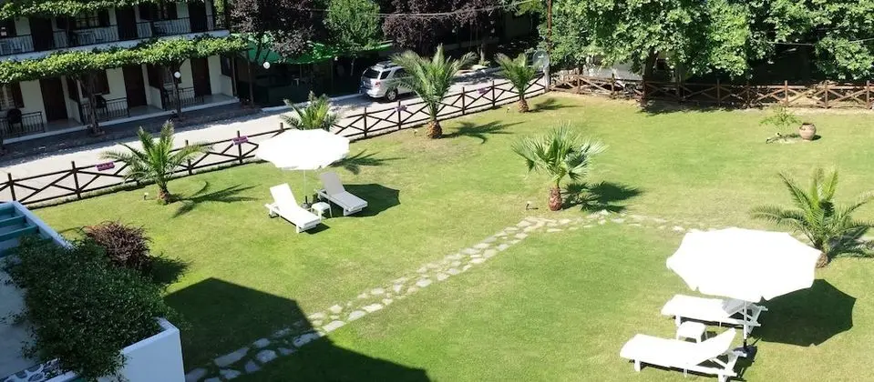 Basic Tek Büyük Yataklı Oda