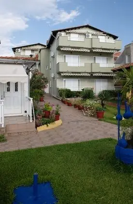 Family Room (4 People)
