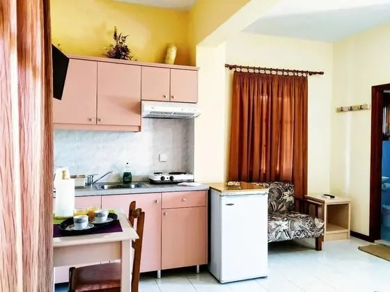 Stüdyo (3 Adults)