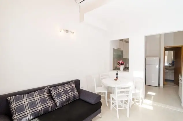 Stüdyo (Superior Studio)