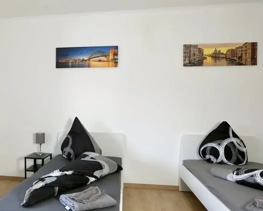 Basic İki Ayrı Yataklı Oda