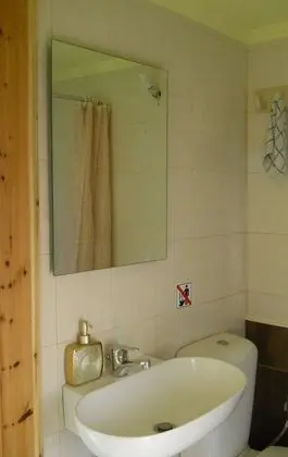Üç Kişilik Oda