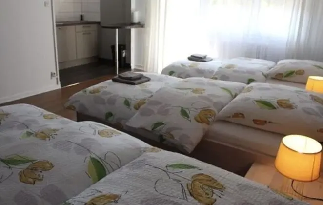 Stüdyo (RM 1142)