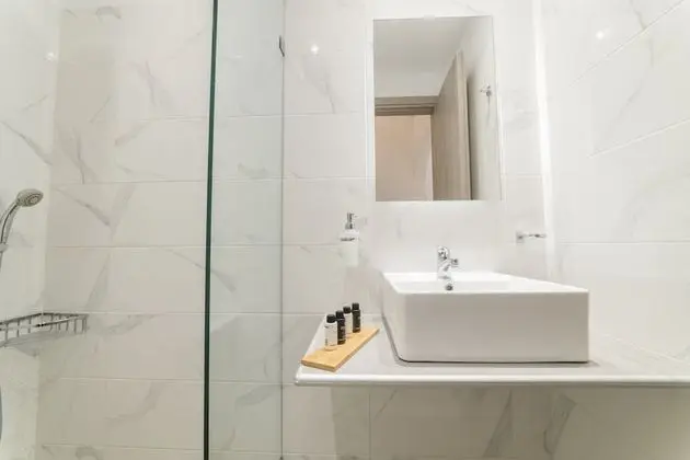 Deluxe Üç Kişilik Oda, Deniz Manzaralı