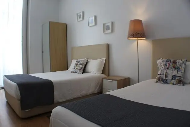 Family Tek Büyük Yataklı Oda