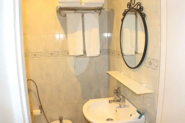 Quarto Duplo com Cama Extra
