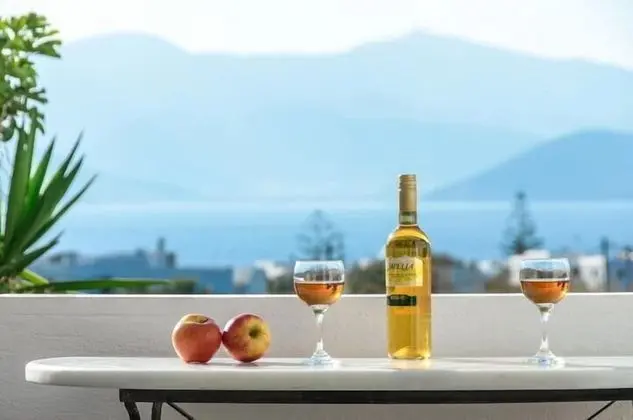Deluxe Dört Kişilik Oda, Deniz Manzaralı