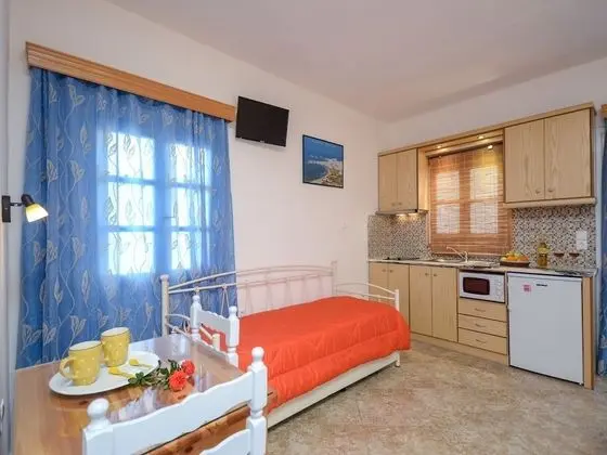 Üç Kişilik Oda
