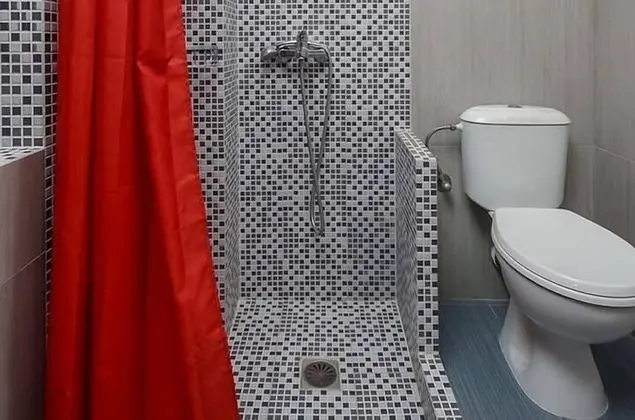Üç Kişilik Oda