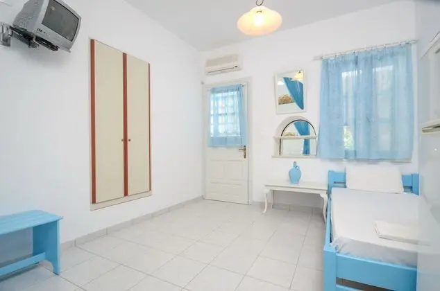 Stüdyo, Bahçe Manzaralı