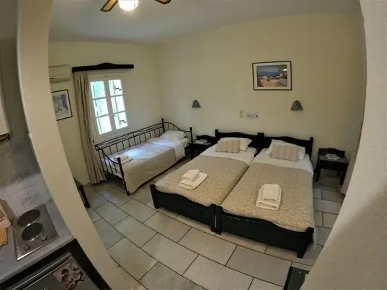 Stüdyo (2 Adults + 1 Child)
