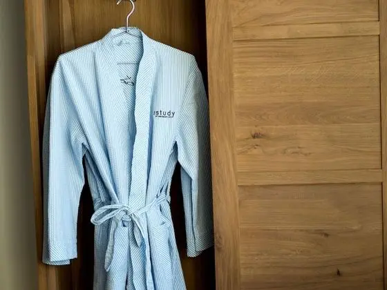 Premium Oda, 1 En Büyük (King) Boy Yatak