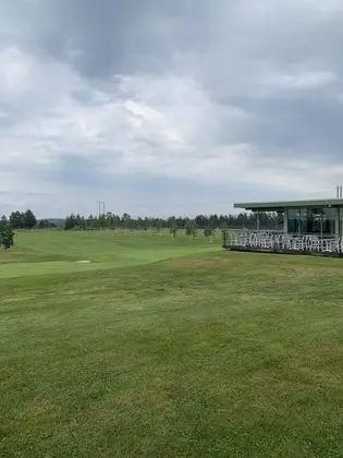 Standard Kulübe, Golf Manzaralı