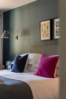 Standard Tek Büyük Yataklı Oda, Banyolu/Duşlu