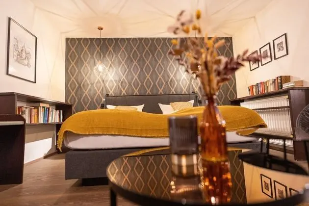 Comfort Tek Büyük Yataklı Oda