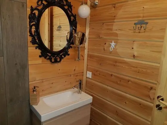 Üç Kişilik Oda, Özel Banyo