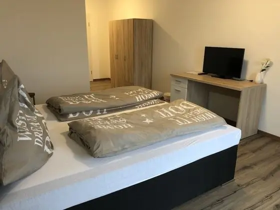 Tek Büyük Yataklı Oda