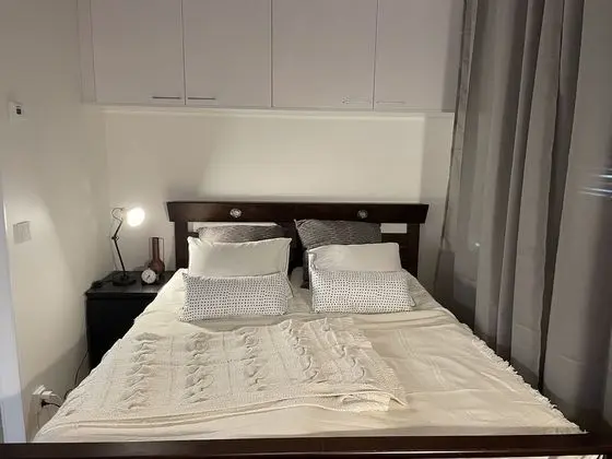 Apart Daire, 1 Büyük (Queen) Boy Yatak